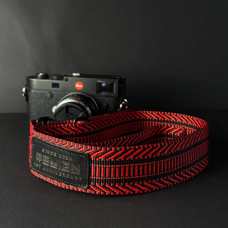 1ST ANNIVERSARY SPECIAL EDITION STRAP RED/BLACK