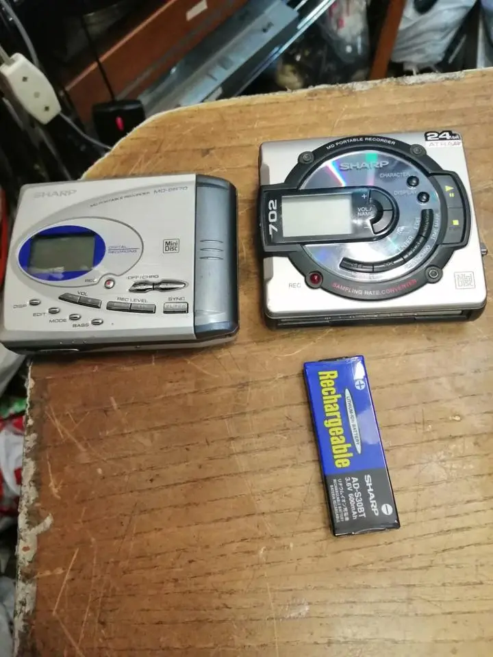 2 SHARP Minidisc-Recorder