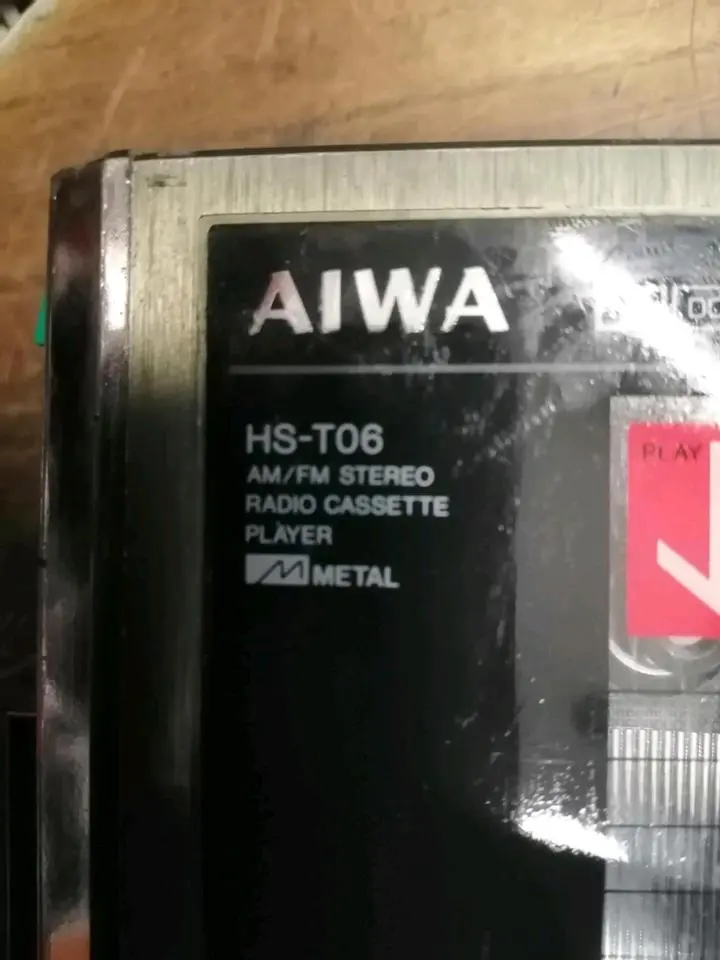 AIWA HS-T06, Walkman mit Radio, DEFEKT!!!