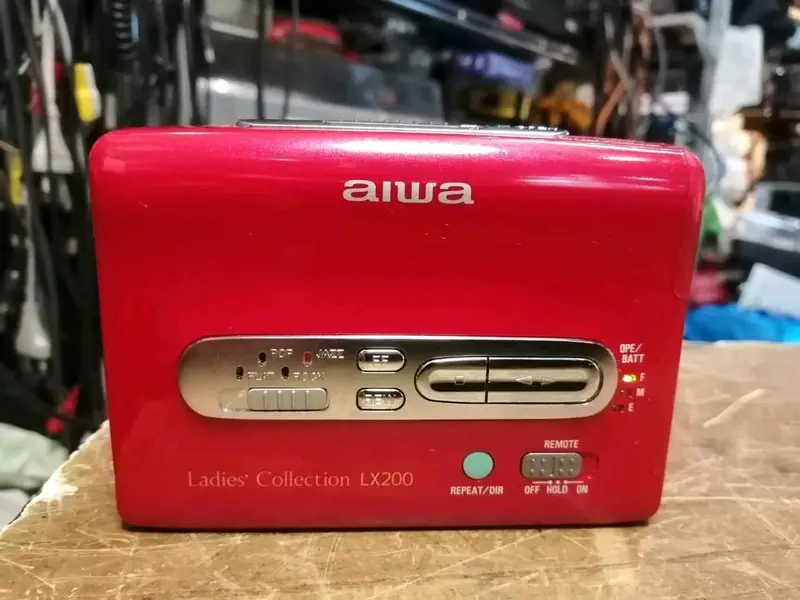 AIWA Ladies Collection LX 200, Walkman, rot, sehr guter Zustand!!