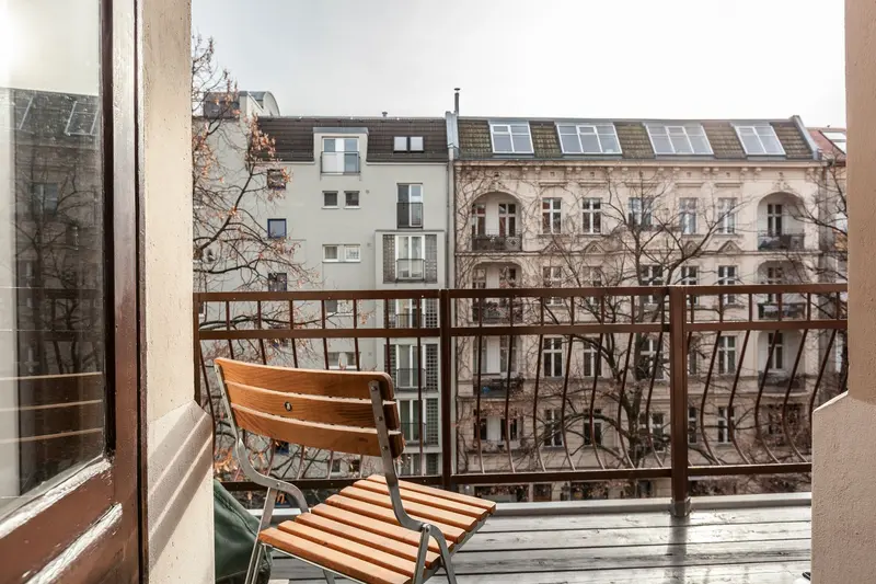 Aram - Balkon