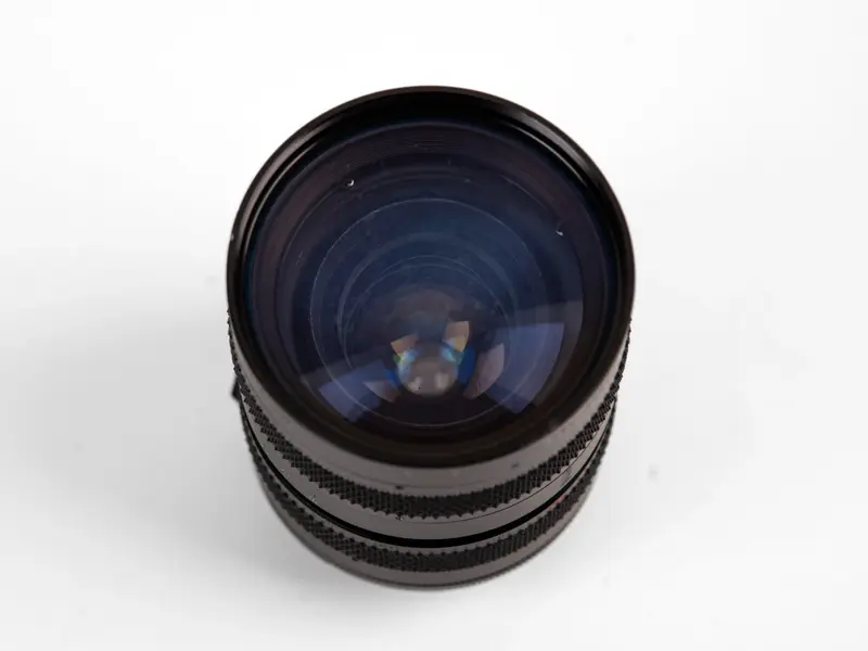 Auto Revuenon 35–100mm f/3.5–4.3 – Vintage Zoom Lens