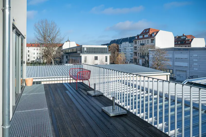Avril - Dachterrasse