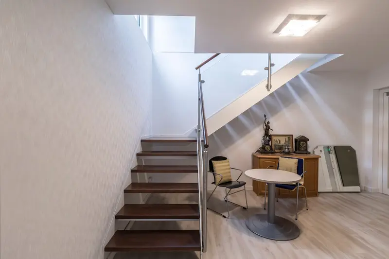 Bret - Treppe