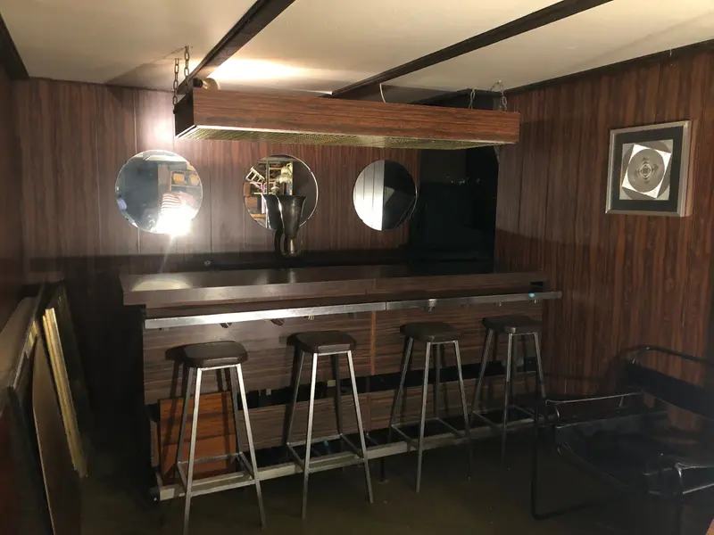 Bud - Bar