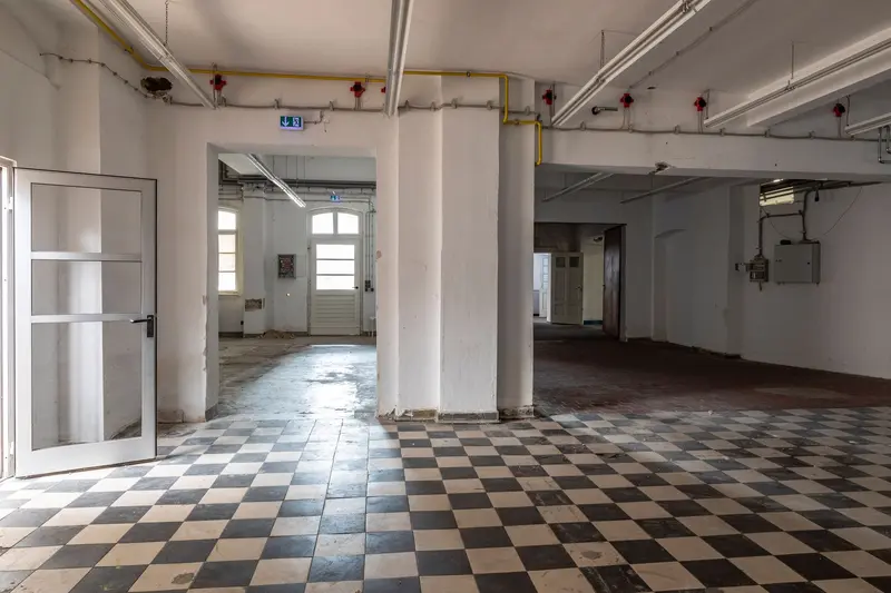 Bugit - Halle