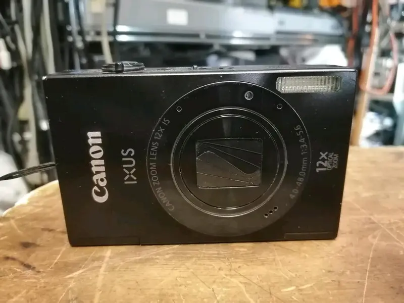CANON IXUS 500 HS, Digital-Kamera mit Zubehör, guter Zustand!!