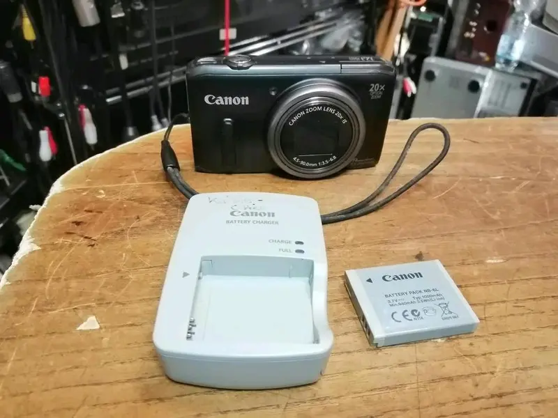 CANON PowerShot SX240HS, Digital-Kamera mit Zubehör!!