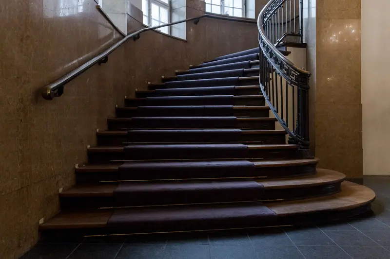 Carmon - Treppe
