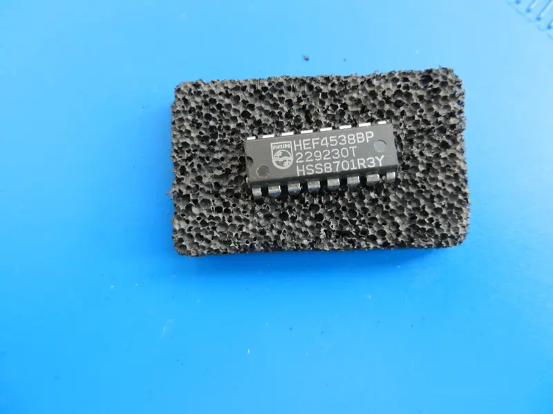 CD4538BP IC, Monostabiler Multivibrator für GRUNDIG Geräte