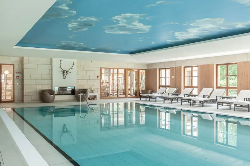 Creighton - Schwimmbecken 2