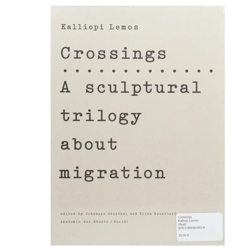 Crossings - A sculptural trilogy about migration | Photo Book