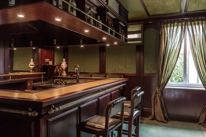 Daphie - Bar
