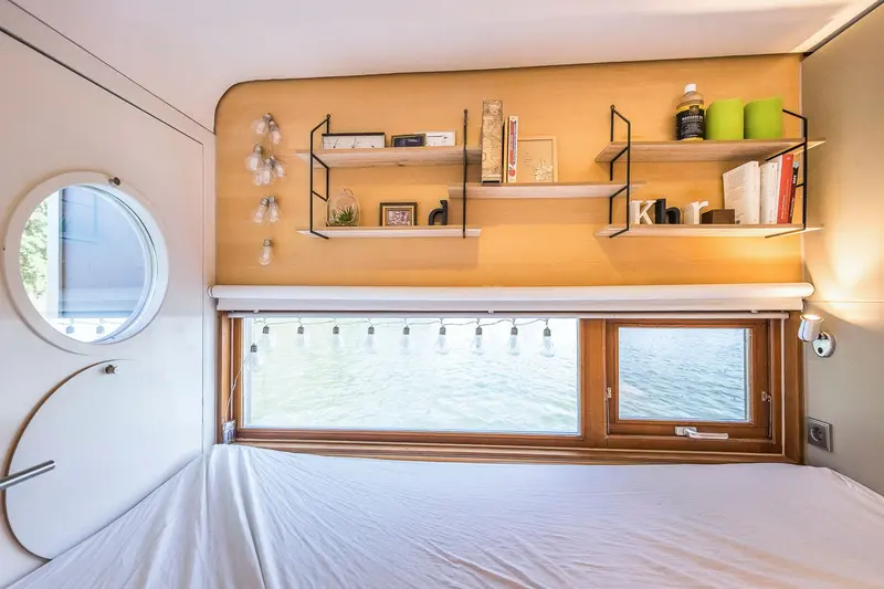 Donna - Schlafzimmer
