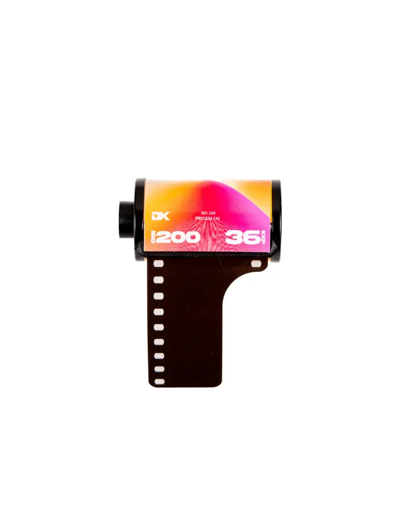 ECN-2/C-41 – Prisma Cinematic 200 ISO – 135/36 Daylight Film