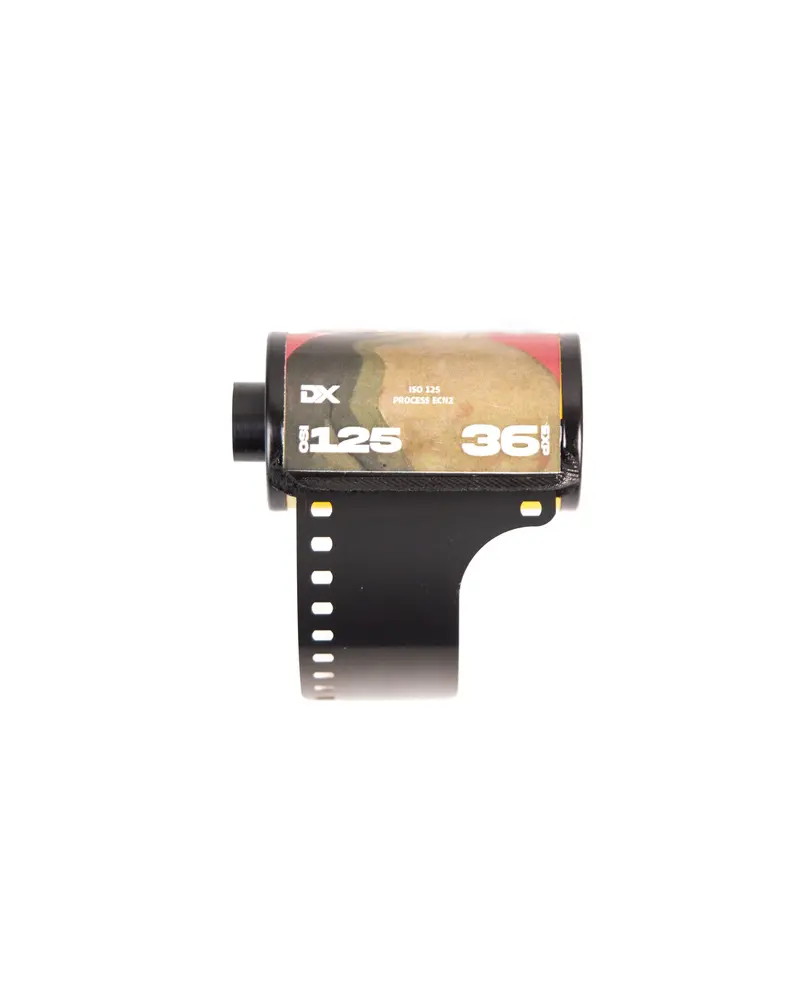 ECN-2 / Eterna 8563 – 135/36 Cinematic Film