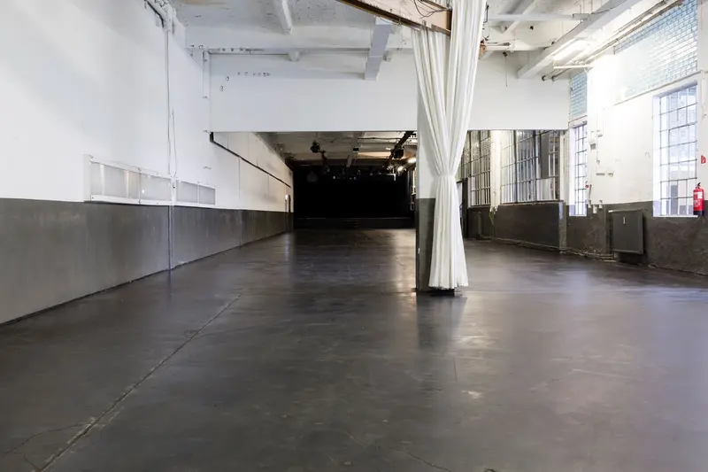 Eszter - Saal
