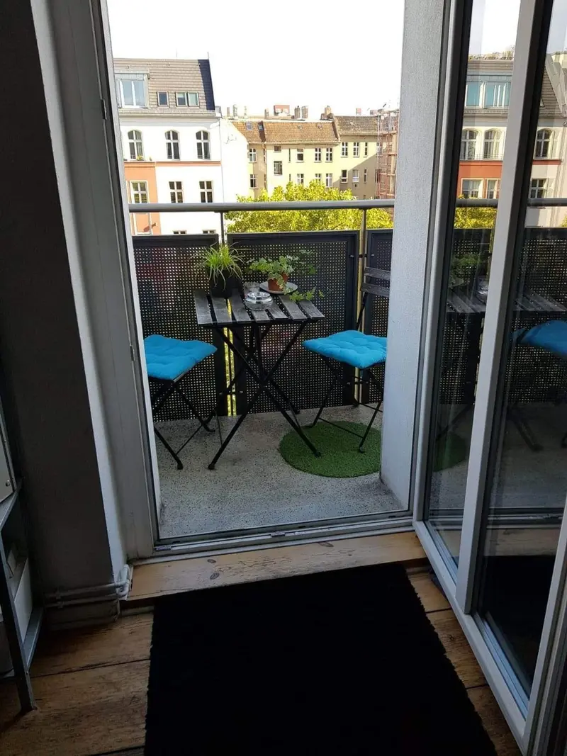 Eve - Balkon