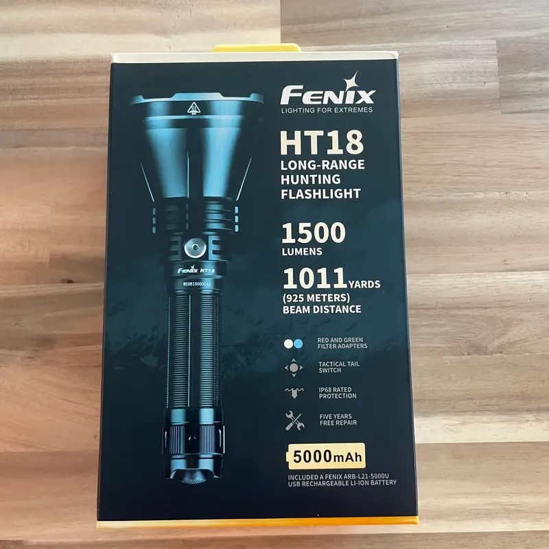 Fenix HT18 LED Jagd Taschenlampe 1500 Lumen - Ausstellungsstück