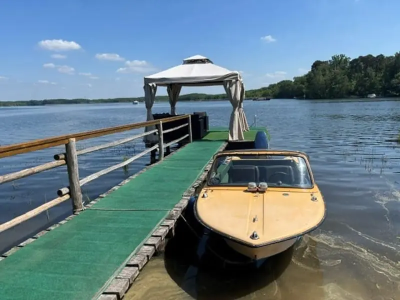 Ferdy - Boot