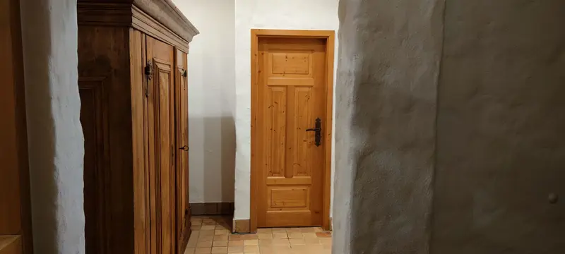 Foster - Eingangsbereich