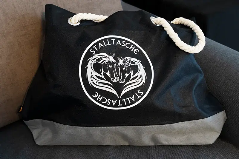 Große Stalltasche für den Reiterbedarf, 2 Farben