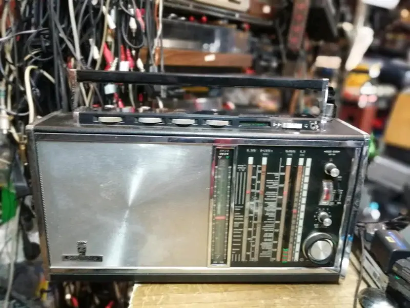 GRUNDIG Satellit Transistor 6001, Radio!!