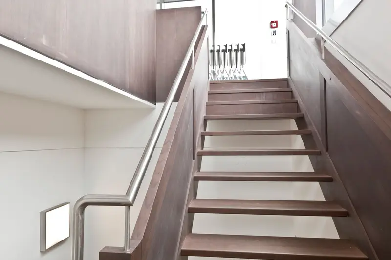 Izabel - Treppe