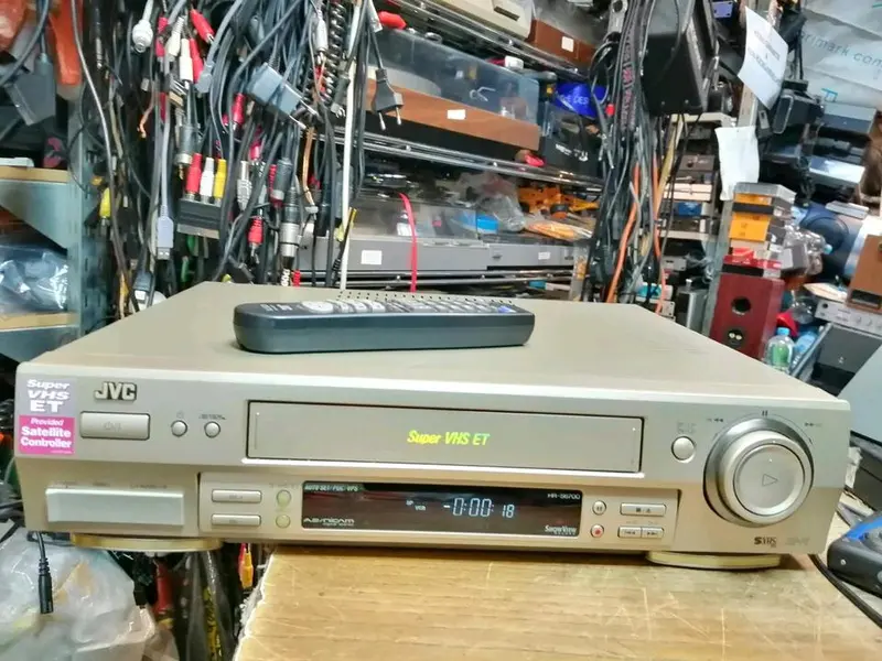 JVC HR-S6700EU, Videocassettenrecorder, guter Zustand!!