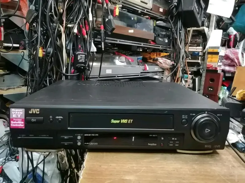 JVC HR*S6711EU, Videorecorder, DEFEKT!!