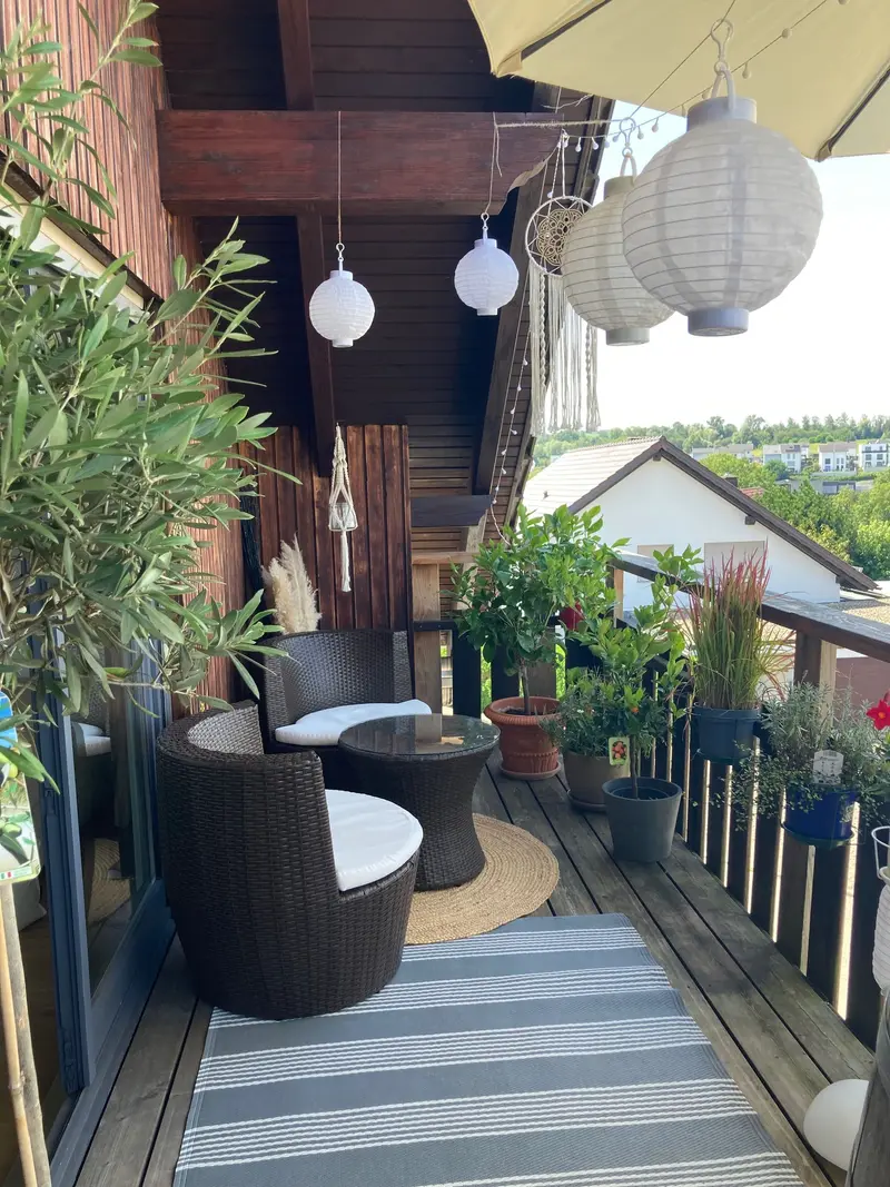 Karina - Balkon