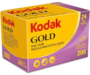 Kodak Gold 200 Color Negative Film (35mm Roll Film, 24 Exposures)
