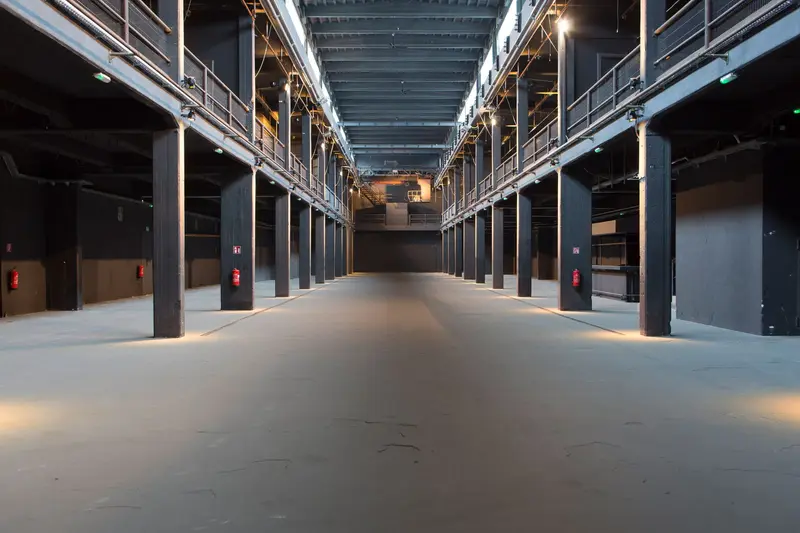Lela - Halle