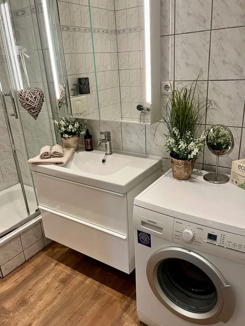 Lineo - Badezimmer