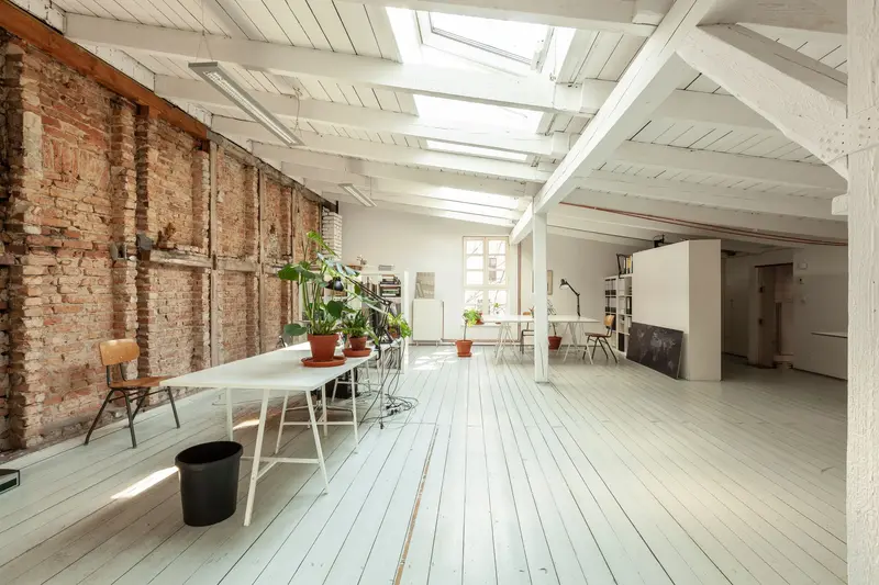 Loraine - Büro 2