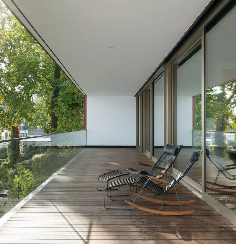 Lulu - Loggia