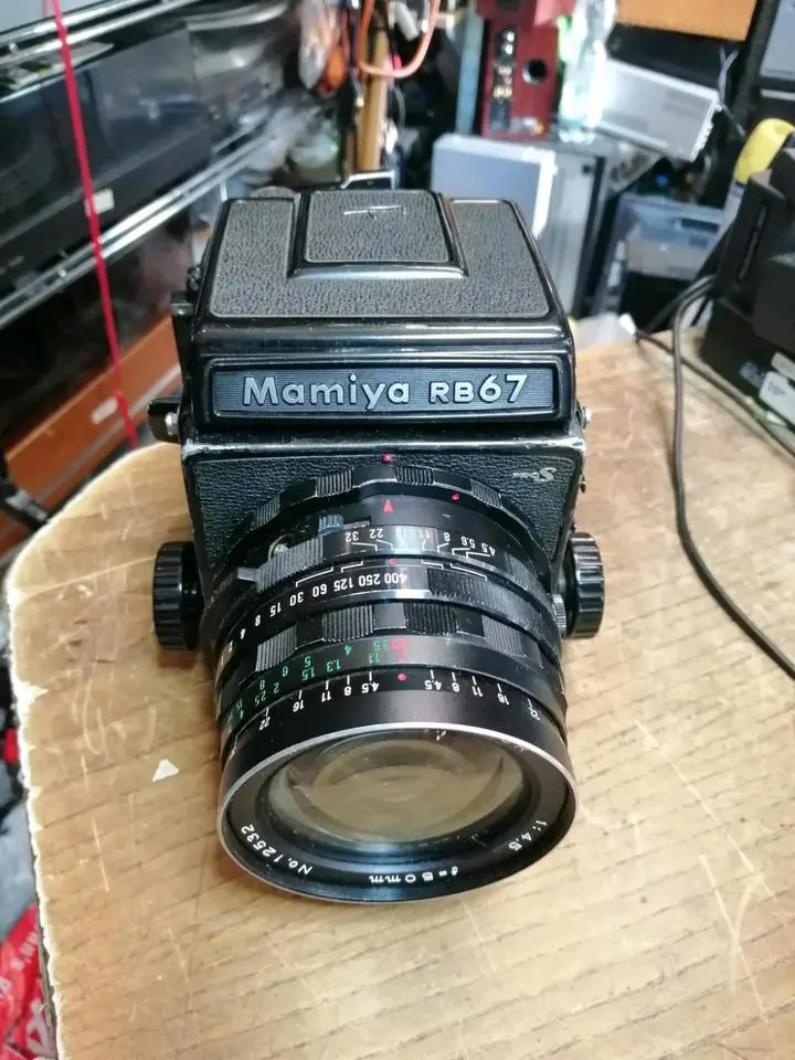 MAMIYA RB67, Analog-Kamera + Objektiv MAMIYA 1