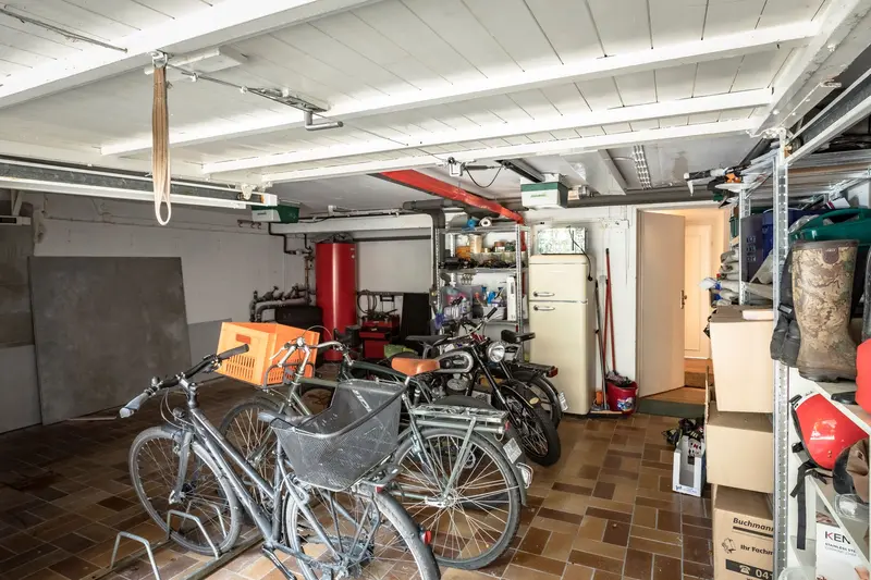 Marina - Garage