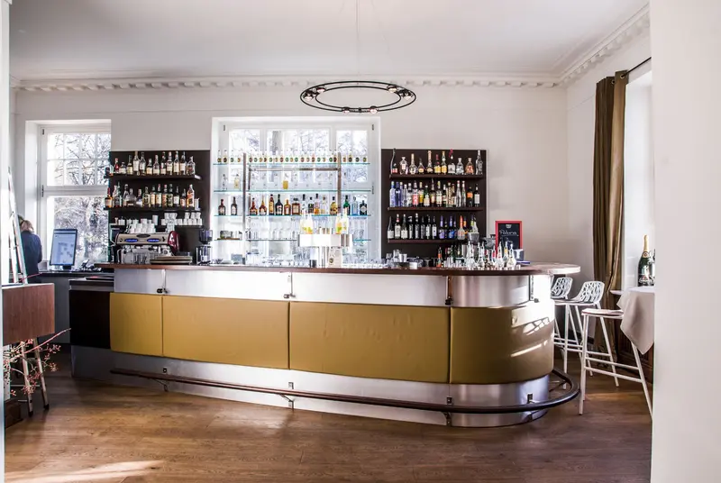 Niles - Bar