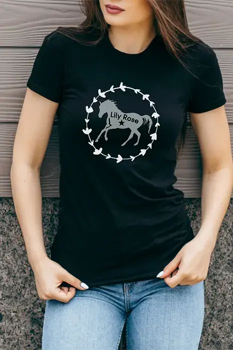 Personalisiertes Reitershirt mit Pferdenamen