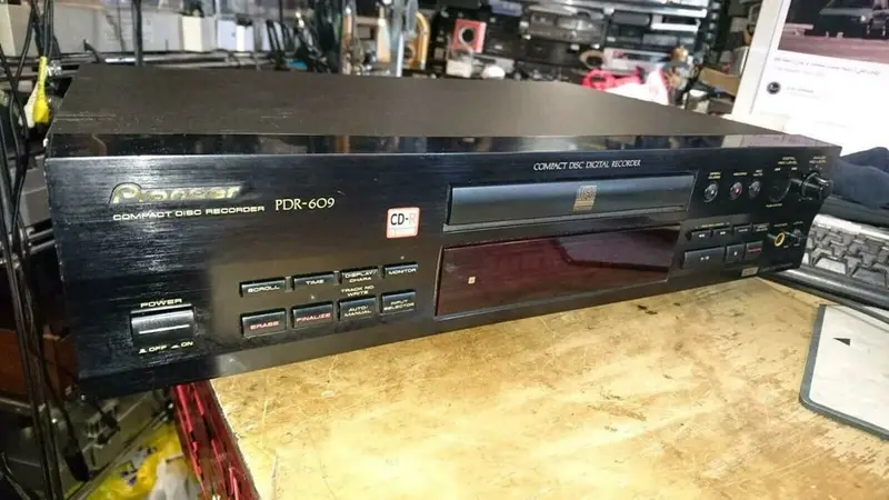 PIONEER PDR-609, CD-Recorder, OHNE Fernbedienung!!