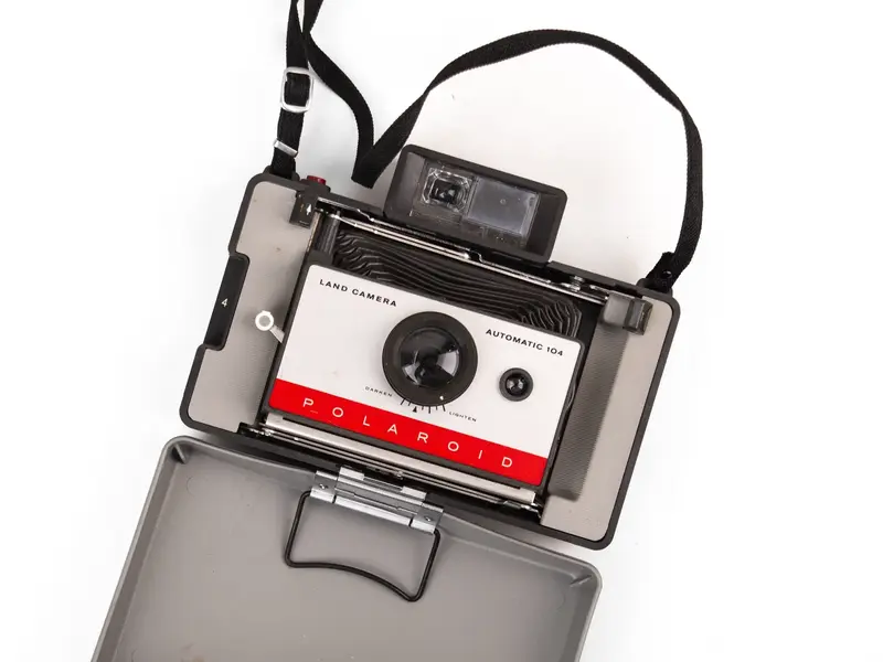 Polaroid 104 Automatic – Vintage Folding Packfilm Camera