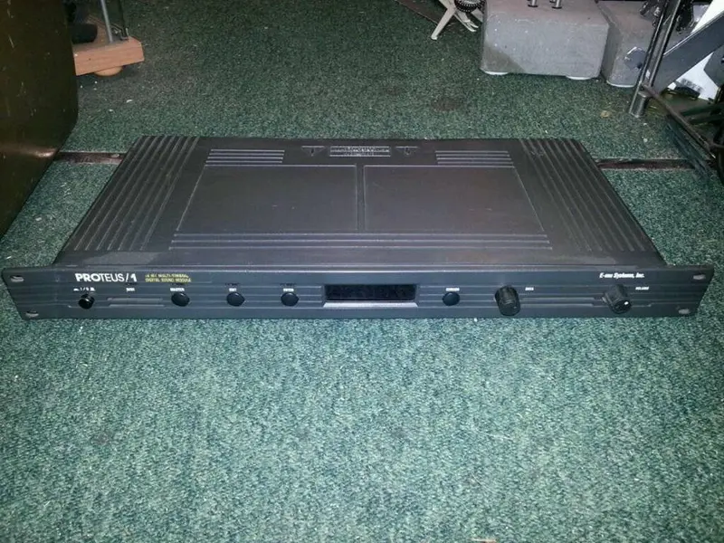 PROTEUS/1; 16 BIT Multi-Timbral, Digital Sound Module; defekt!