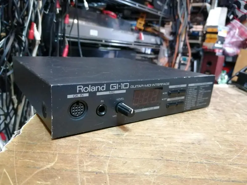 ROLAND GI-10, Guitar-Midi Interface, mit Universal-Adapter!!