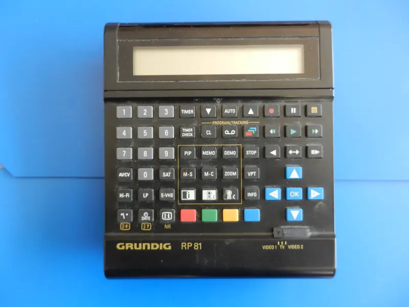 RP81 GRUNDIG Video Original VPT Fernbedienung gebraucht