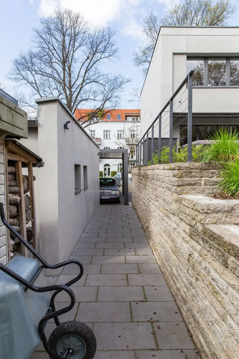 Rube - Garage