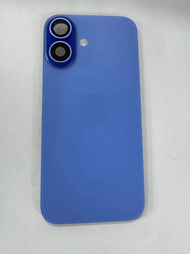 Rückseite kompatibel für iPhone 16 Blau "PULLED"