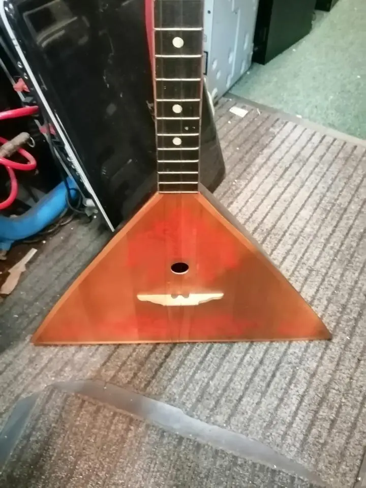 RUSSISCHE BALALAIKA, Baujahr
