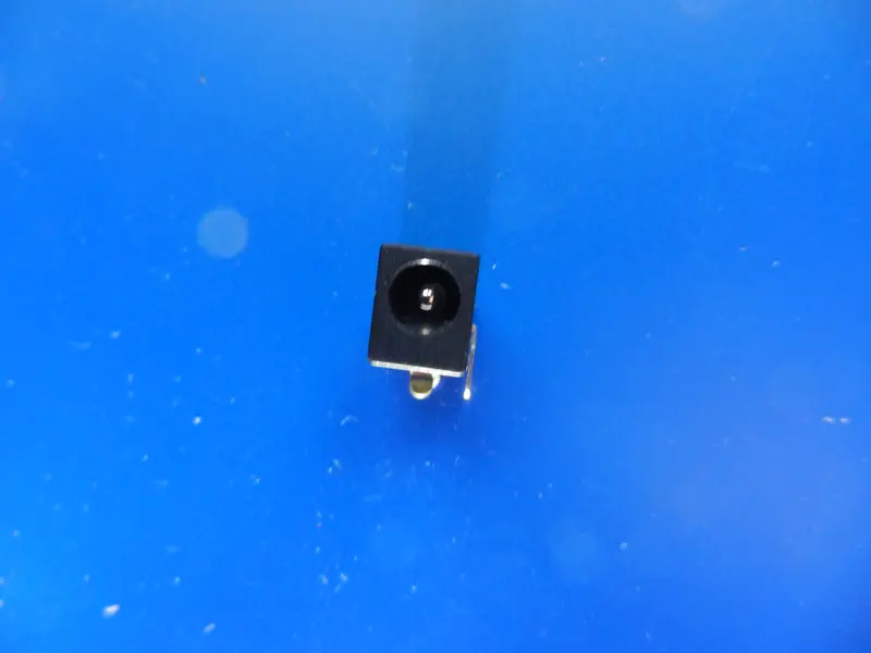 Satellit 700 Netzbuchse Ersatzteil für GRUNDIG Satelliten,