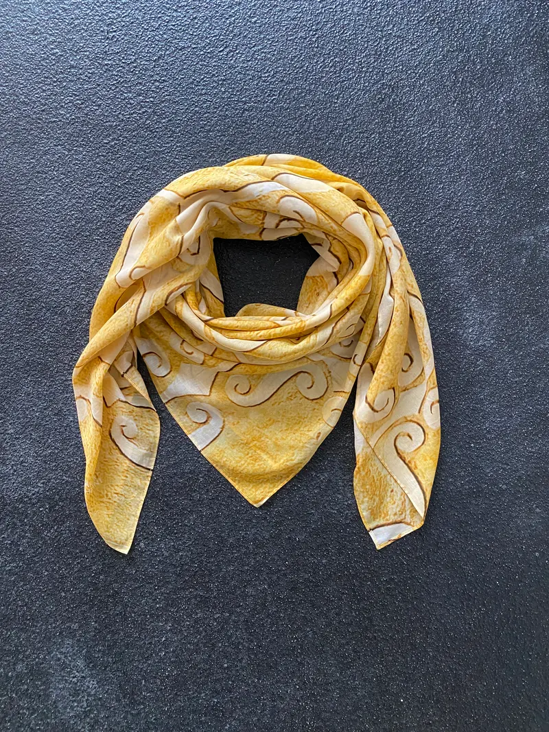 Scarf Wall Stucco